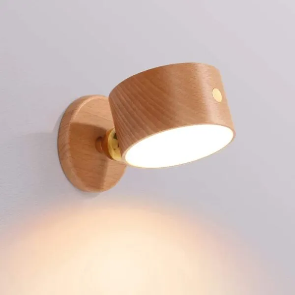 Moderne Wandlampe aus Holz Moderne Wandlampe aus Holz