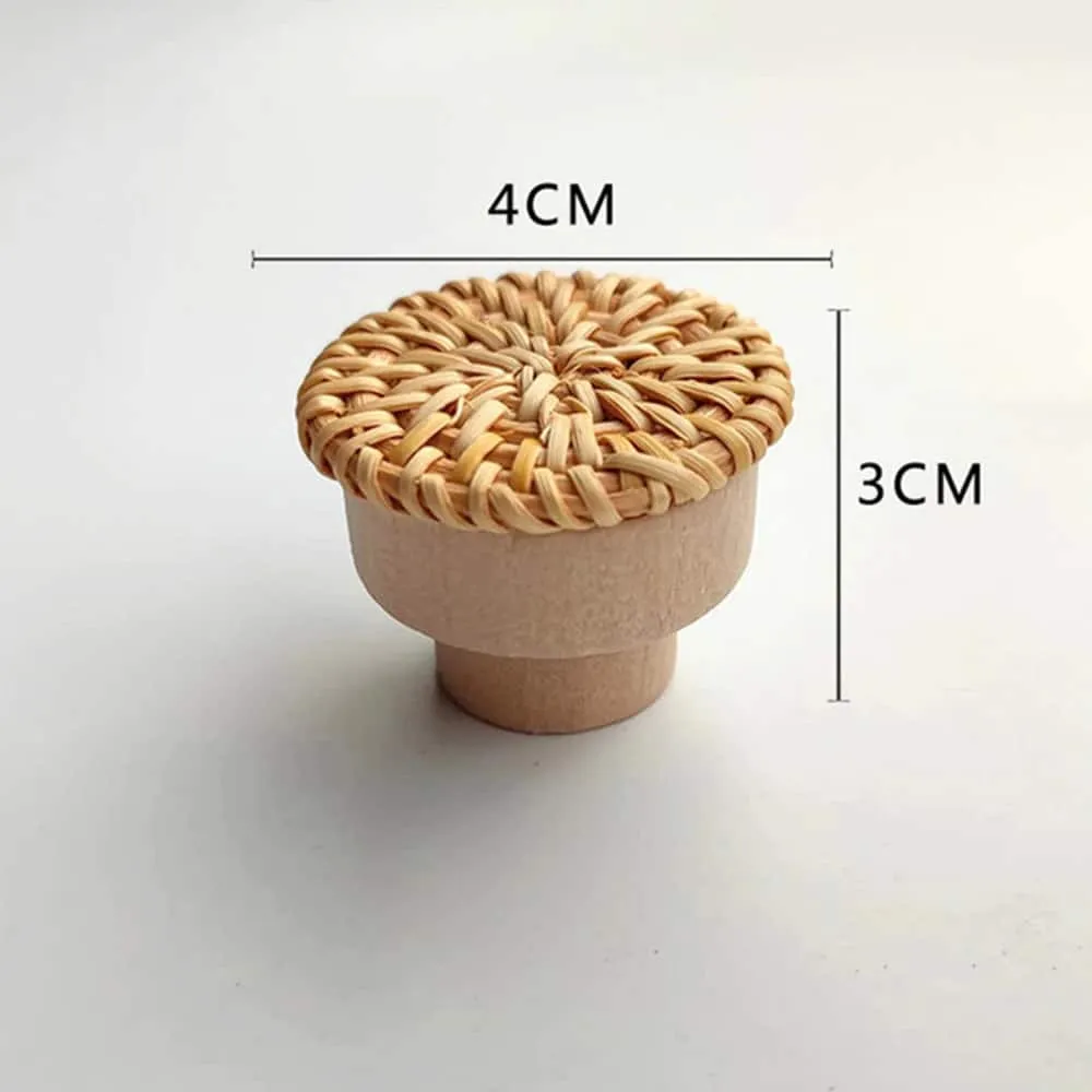 Holz und Rattan, ehrlich verarbeitet