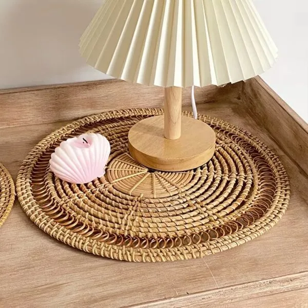 Platzset mit Sonnendesign in Strohoptik Platzset mit Sonnendesign in Strohoptik