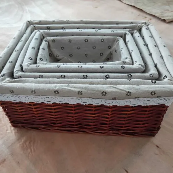 Rattan Aufbewahrungskörbe, rechteckig, verschiedene Größen Rattan Aufbewahrungskörbe, rechteckig, verschiedene Größen