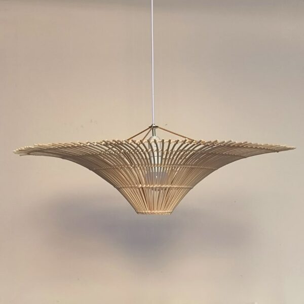Rattan Deckenleuchte mit LED - moderner Retro-Stil