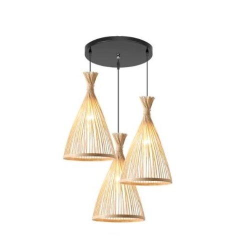 Rattan-Hängelampe im Dreieck-Design Rattan-Hängelampe im Dreieck-Design