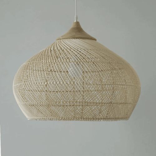 Rattan-Hängelampe im Retro-Stil mit chinesischem Flair Rattan-Hängelampe im Retro-Stil mit chinesischem Flair