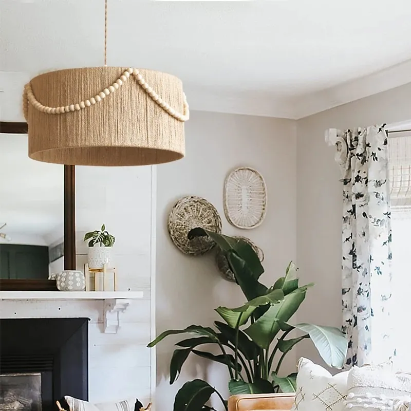 Rattan, Holzperlen und ehrliches Handwerk