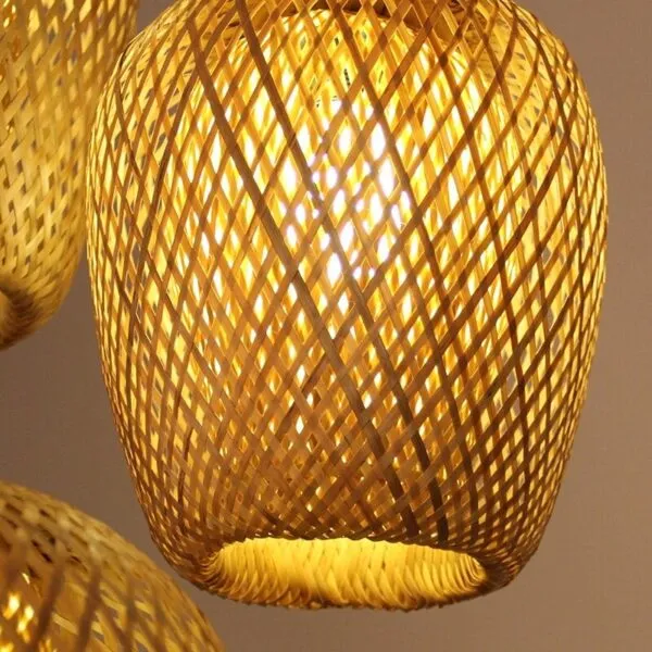 Rattan-Hängelampe mit drei Designs