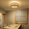 Rattan-Hängelampe mit kunstvollem Design