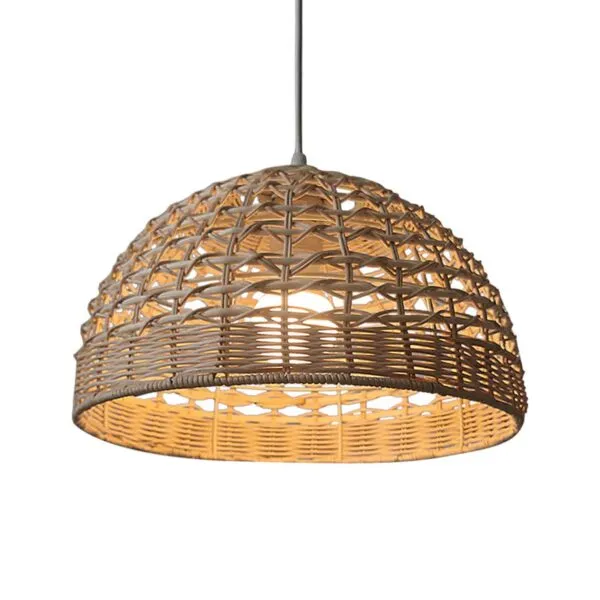 Rattan-Hängelampe mit natürlichem Schirm Rattan-Hängelampe mit natürlichem Schirm
