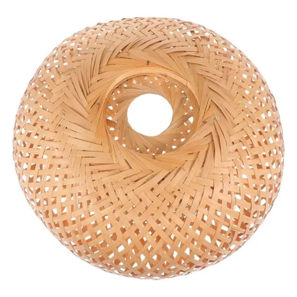 Rattan-Lampenschirm im Korbdesign