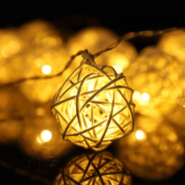 Rattan Lichterkette für den Außenbereich