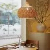 Rattan-Pendelleuchte im Vintage-Stil
