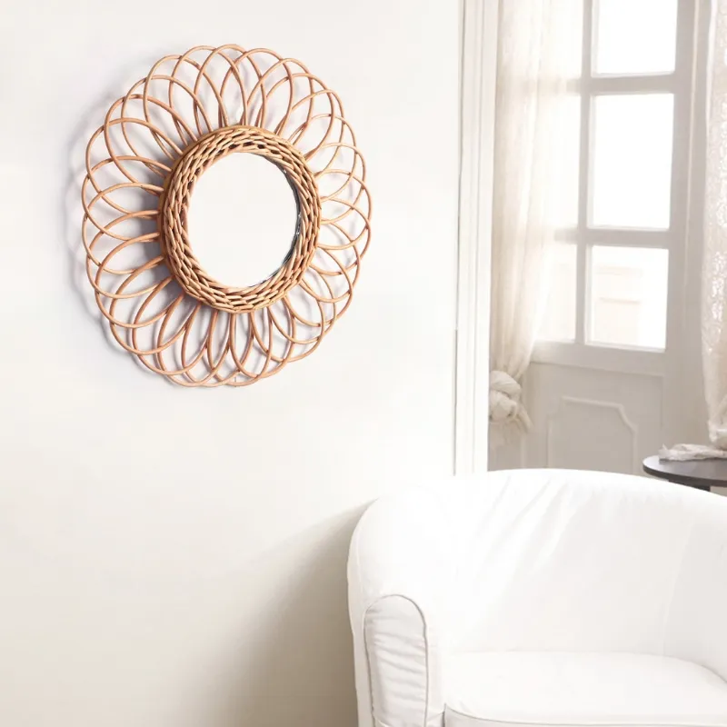 Rattan in gleichmäßiger Blütenform