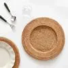 Rattan-Tischset in Tellerform aus Holz Rattan-Tischset in Tellerform aus Holz