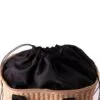Rattan-Totebag im lässigen Stil Rattan-Totebag im lässigen Stil