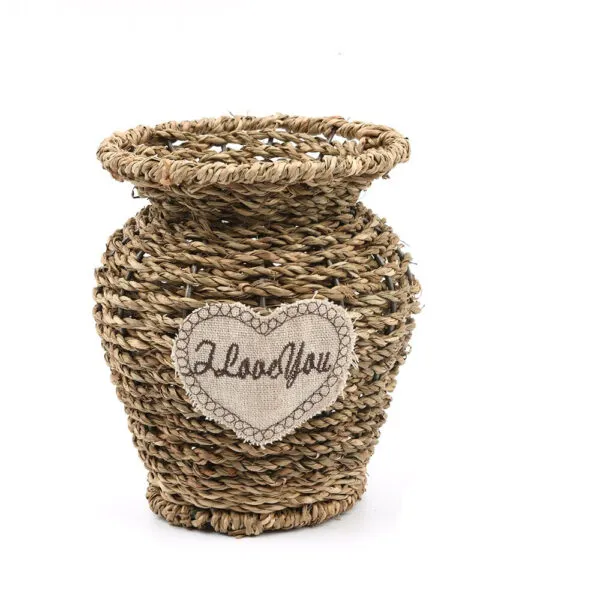 Rattan-Vase mit "I Love You"-Schriftzug Rattan-Vase mit "I Love You"-Schriftzug