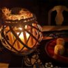Retro-Rattanlaterne mit geflochtenem Seil