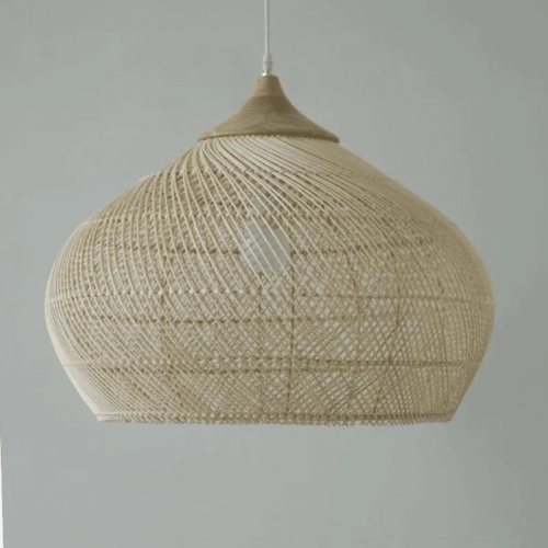 Rund geflochtene Pendelleuchte aus Rattan