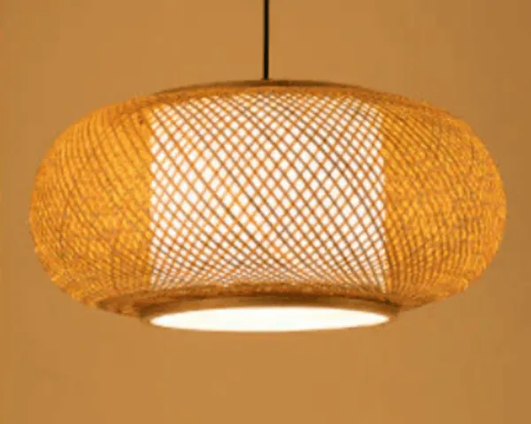 Runde Hängelampe aus Rattan