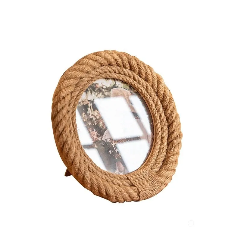 Hanf und Rattan, ehrlich verarbeitet