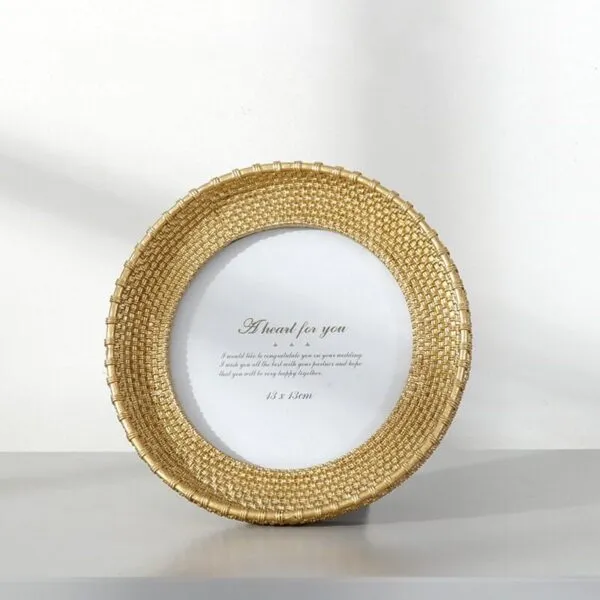 Runder Bilderrahmen aus Rattan im Vintage-Stil Runder Bilderrahmen aus Rattan im Vintage-Stil