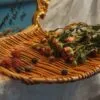 Runder Rattan-Tablett, klein und fein