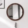 Runder Wandspiegel aus Holz im minimalistischen Stil Runder Wandspiegel aus Holz im minimalistischen Stil