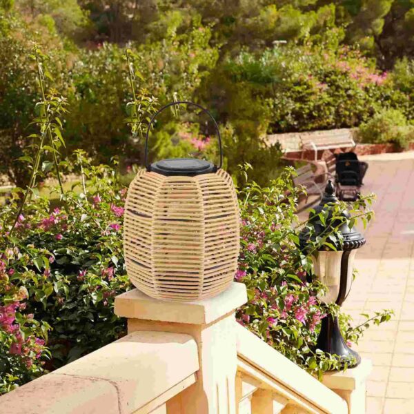 Rustikale Solar-Laterne aus Rattan