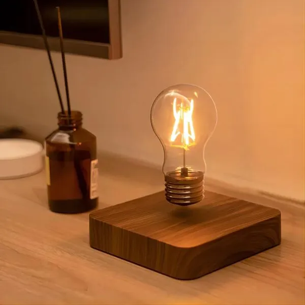 Schwebende Magnet-Hängelampe aus Holz Schwebende Magnet-Hängelampe aus Holz