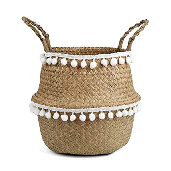 Übertopf aus Rattan mit Spitzenmuster im Nordik-Stil Übertopf aus Rattan mit Spitzenmuster im Nordik-Stil