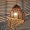 Vintage Rattan-Hängelampe im Muschel-Design Vintage Rattan-Hängelampe im Muschel-Design