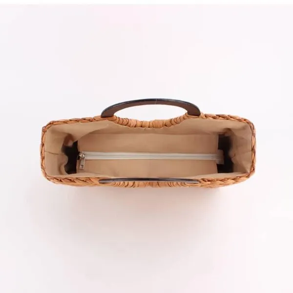 Vintage Rattan Handtasche mit Holzgriff Vintage Rattan Handtasche mit Holzgriff