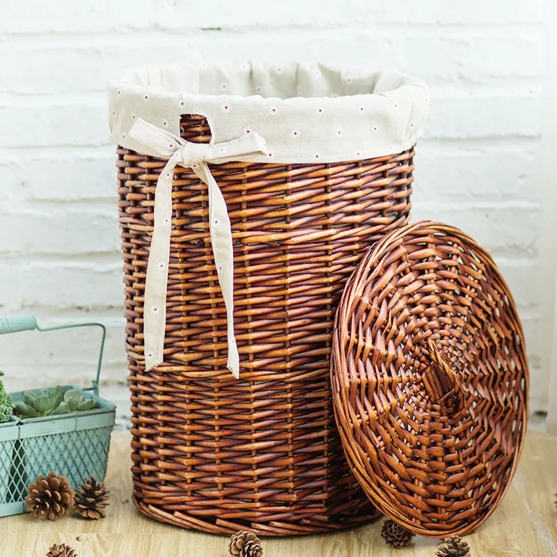 Rattan, Deckel und viel Stauraum