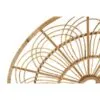 Wanddeko aus Rattan im Rosettenmuster