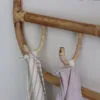 Wandhaken aus Naturrattan mit 3 Haken Wandhaken aus Naturrattan mit 3 Haken