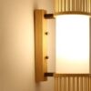 Wandlampe aus Rattan, zylindrisch