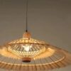 Wandleuchte aus Rattan im Fächerdesign Wandleuchte aus Rattan im Fächerdesign
