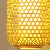 Wandleuchte aus Rattan im Laternenstil