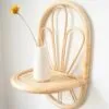 Wandregal aus Rattan im Landhausstil Wandregal aus Rattan im Landhausstil