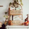Wandregal aus Rattan im Vintage-Stil, zweistufig Wandregal aus Rattan im Vintage-Stil, zweistufig