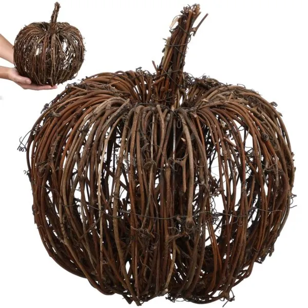Weihnachtskürbis aus Rattan Weihnachtskürbis aus Rattan